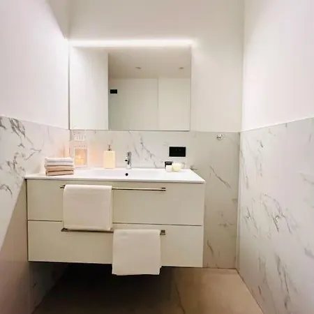 Casa Di Como. كومو