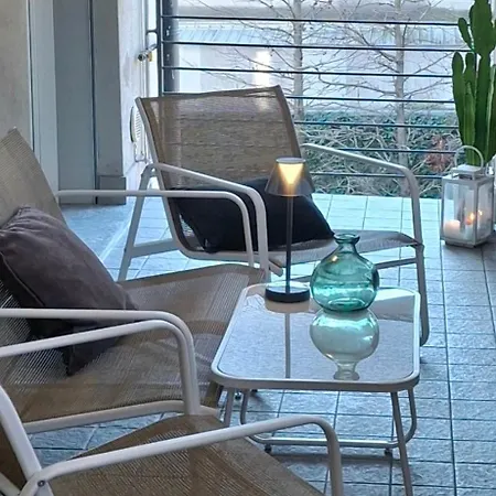 Casa Di Como. * Como